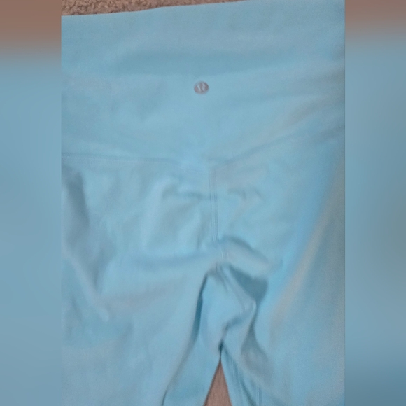 Lululemon Align Leggings Icing Blue Size 12 25" Crop - Picture 4 of 7